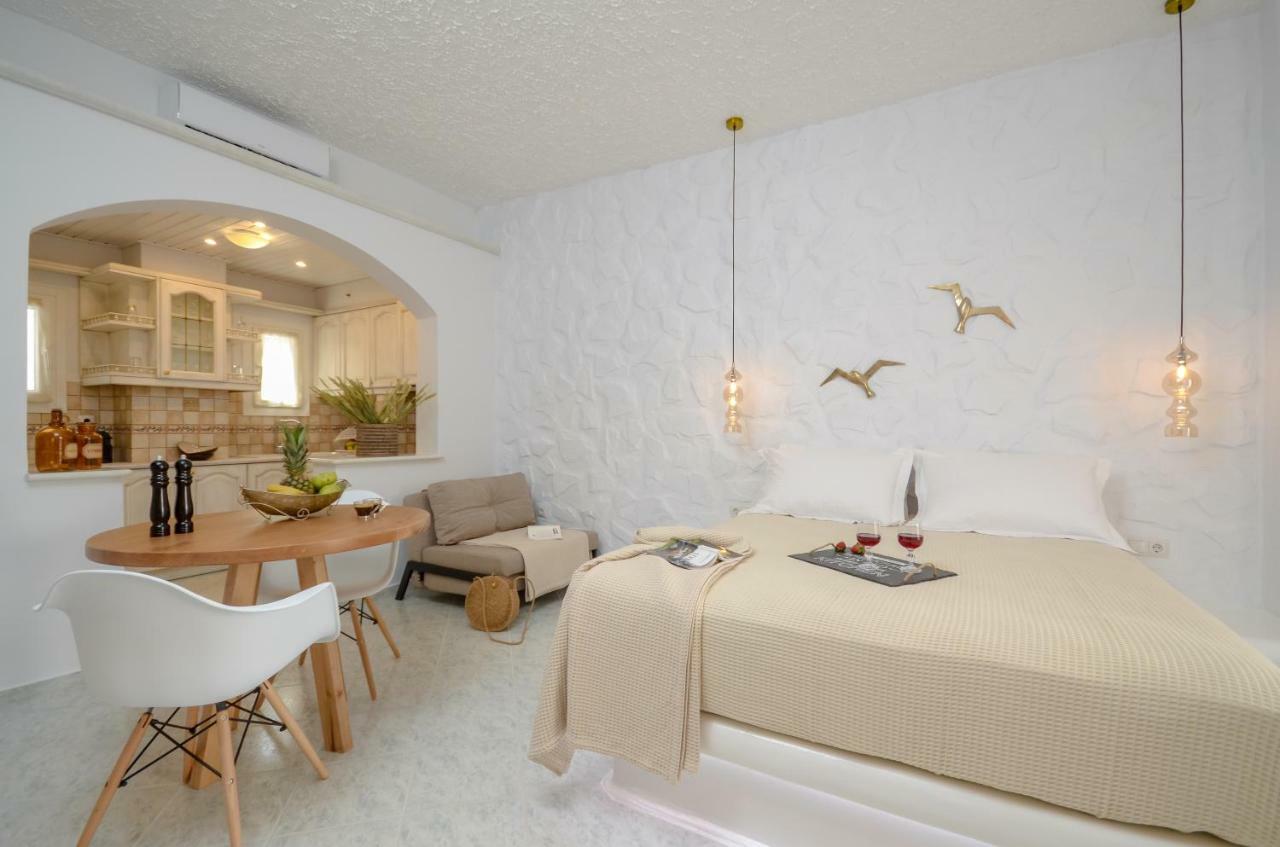 Smirida Suites Naxos City エクステリア 写真