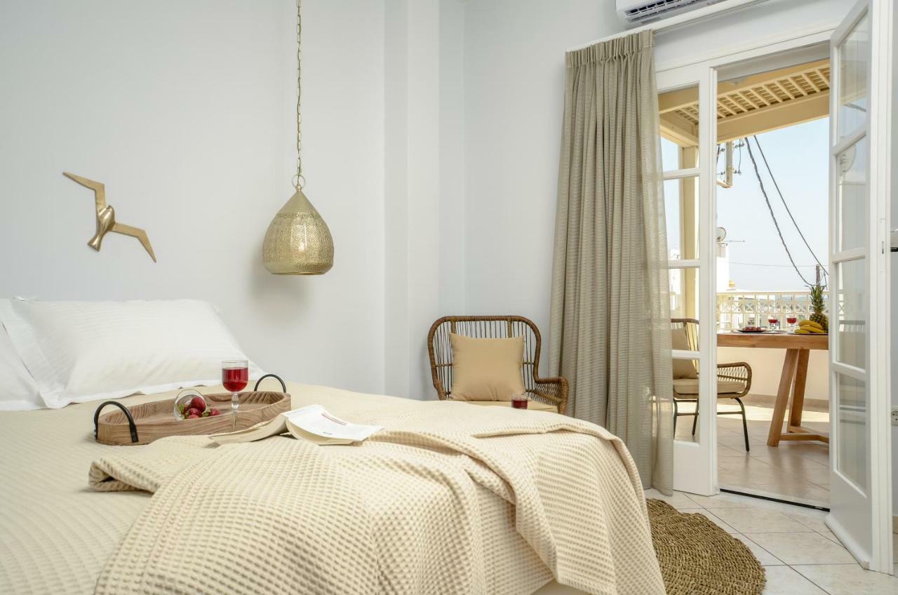 Smirida Suites Naxos City エクステリア 写真